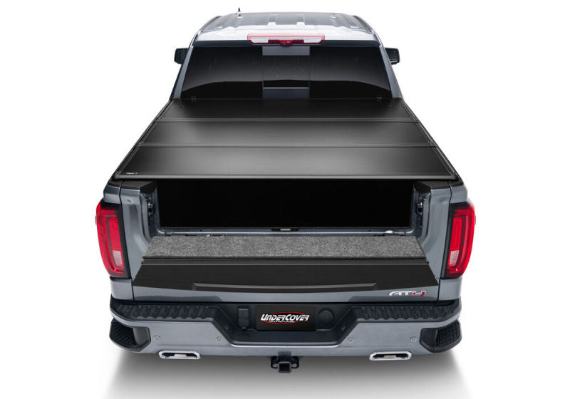 UnderCover 19-21 Silverado / Sierra 5.8ft Triad Bed Cover - Mammoth Racing -