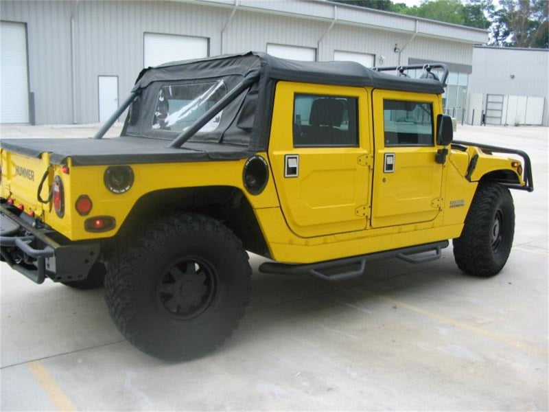 N-Fab Nerf Step 00-06 Hummer H1 SUV 4 Door - Tex. Black - W2W - 3in - Mammoth Racing -