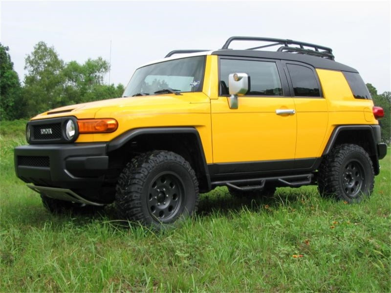N-Fab Nerf Step 06-17 Toyota FJ Cruiser SUV 4 Door - Tex. Black - W2W - 2in - Mammoth Racing -