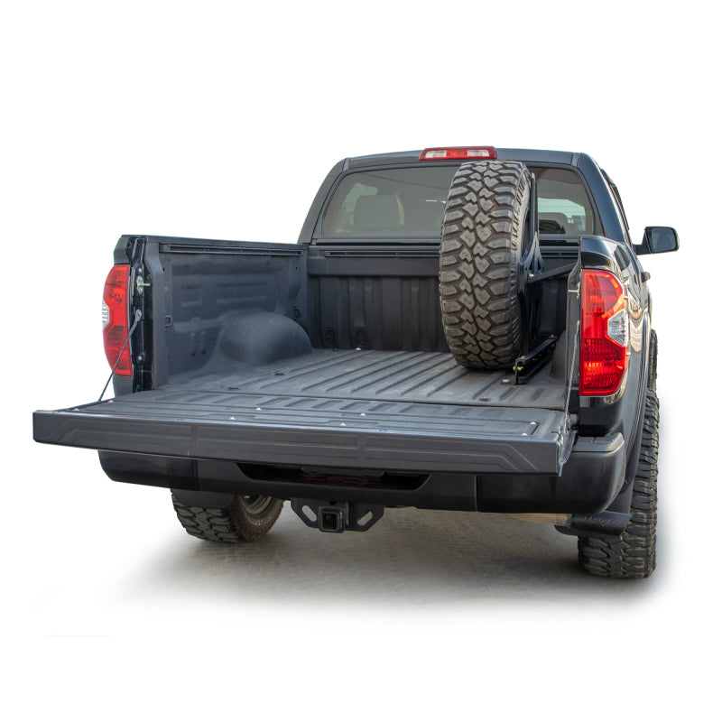 DV8 Offroad 07-20 Toyota Tundra Universal Tire Mount - Mammoth Racing -