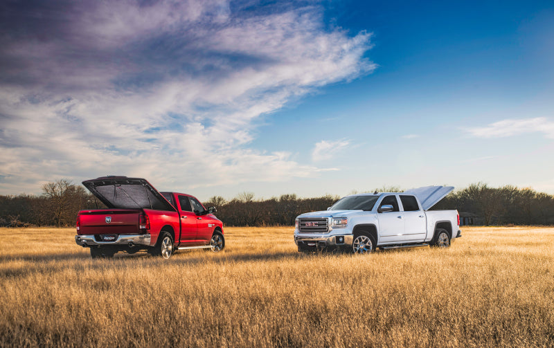 UnderCover 14-17 GMC Sierra 1500 6.5ft Elite LX Bed Cover - Iridium Effect - Mammoth Racing -