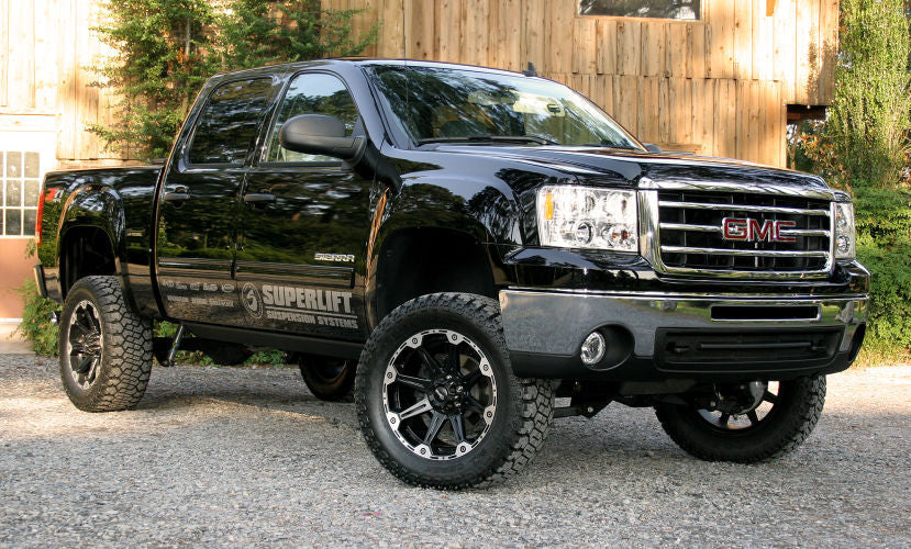 Superlift 07-13 Chevy Silv/GMC Sierra 1500 4WD 6.5in Lift Kit w/ Bilstein Rear Shocks - Mammoth Racing -