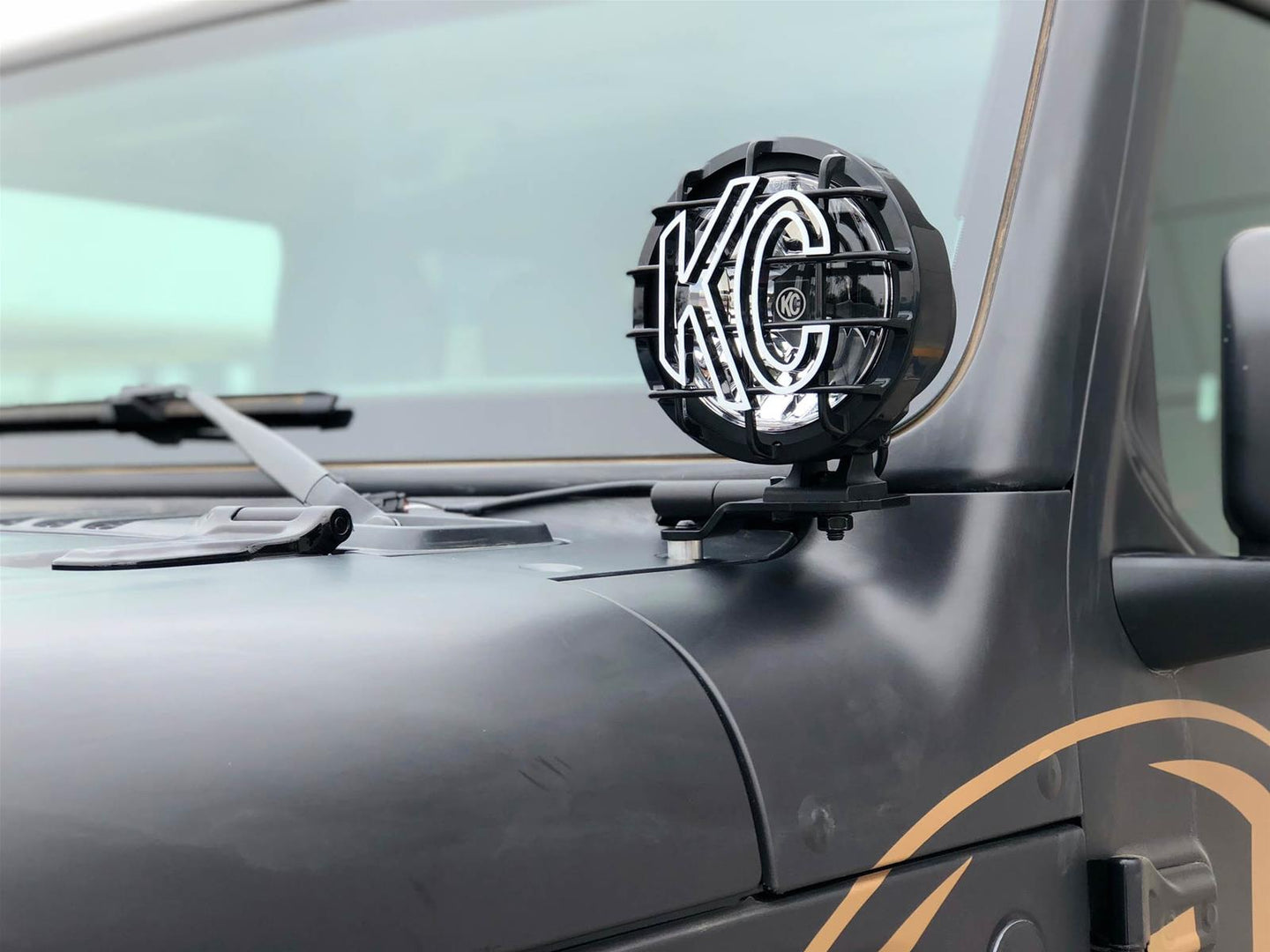 KC HiLiTES 18-23 Jeep JL/JT/4xe 6in Pro6 Gravity LED Pillar Mount 2-Light Sys (20w Spot Beam) - Mammoth Racing -