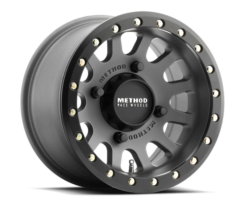 Method Mr401 UTV Beadlock 15x6 5+1/+49mm Offset 5x4.5 72mm CB Titanium w/MB Ring w/BH-H24100 Wheel - Mammoth Racing -