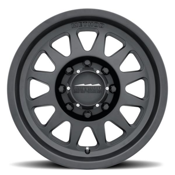 Method Mr704 HD 17x9 18mm Offset 8x170 130.81mm CB Matte Black Wheel - Mammoth Racing -