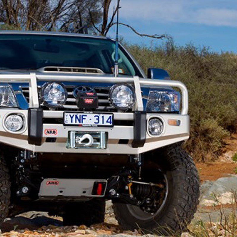 ARB Winchbar Flares Arbfog Mkii Hilux 05-11 - Mammoth Racing -